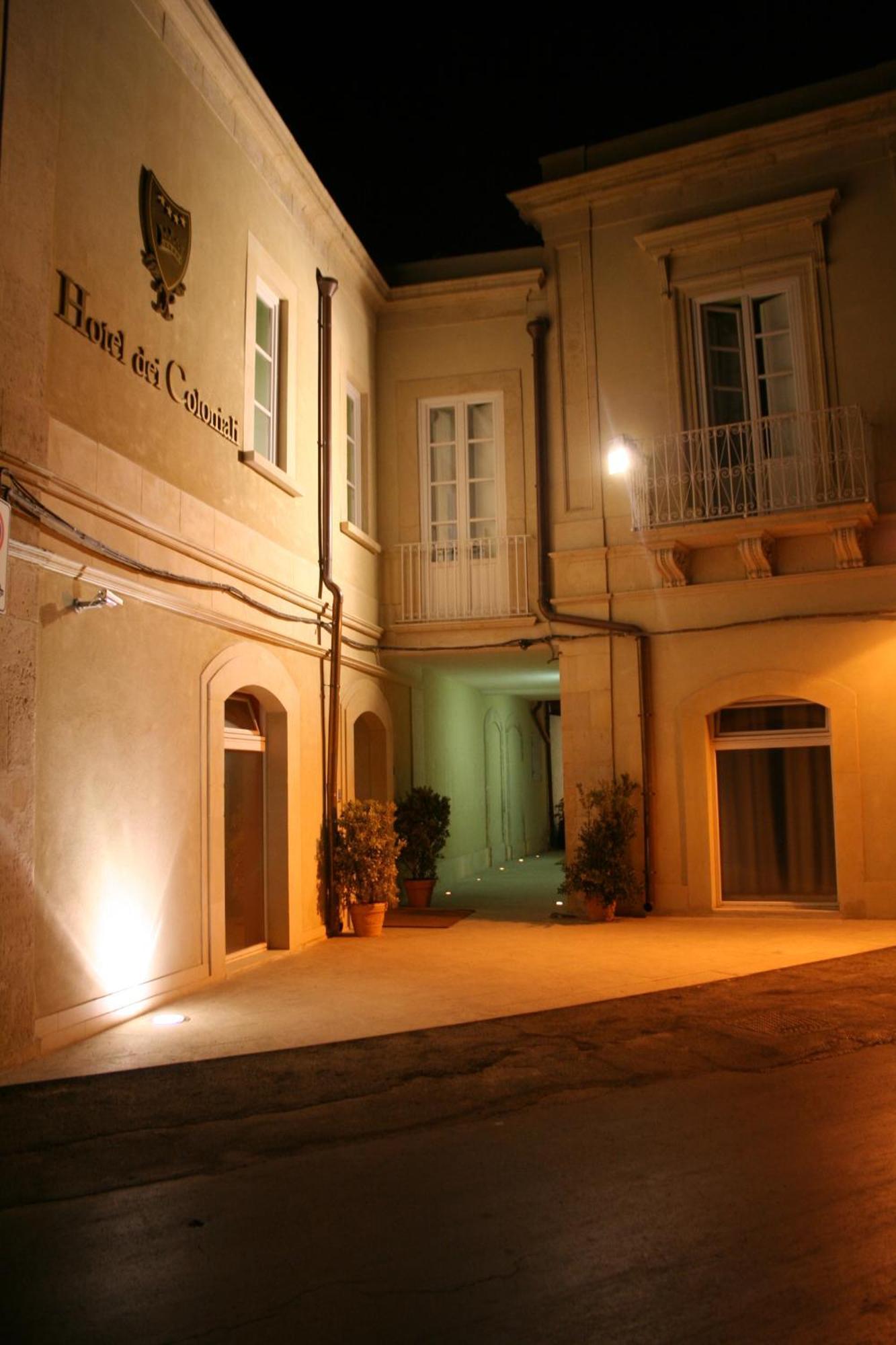 Hotel Dei Coloniali Syracuse Buitenkant foto
